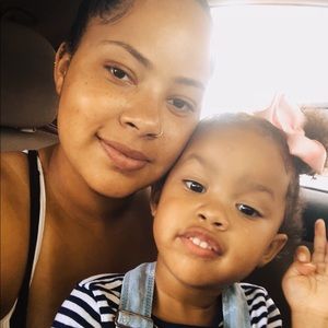 Meet your Posher, Sabrina